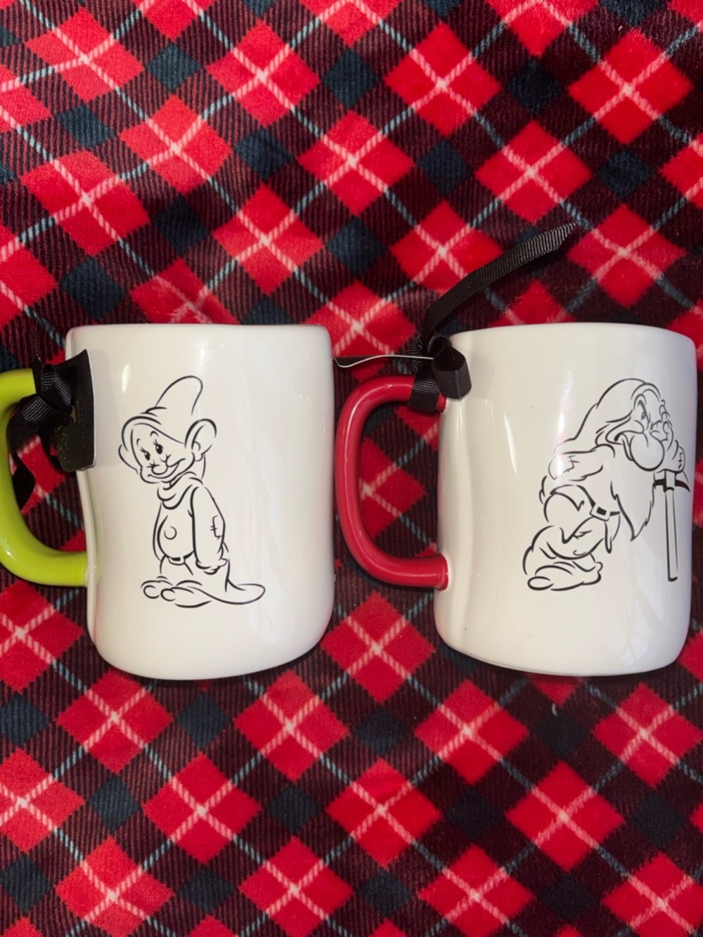 NWT Rae Dunn Disney Princess series, Grumpy mug, #181, coffee cup mug and dopey
